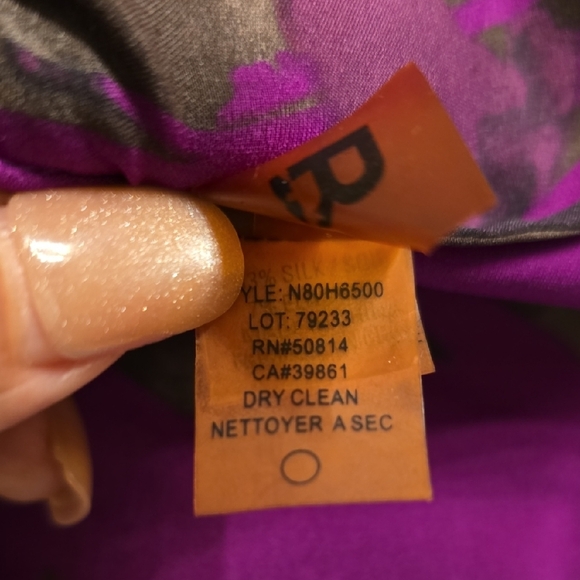 Elie Tahari Purple and Red Floral Blouse - Picture 11 of 13